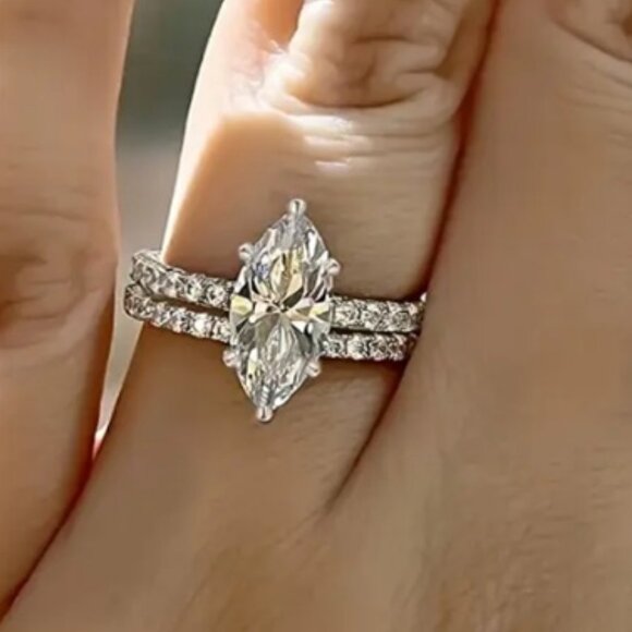 4 Carat Marquise Cut Lab Created Cubic Zirconia 14k White Gold Electro Plated - Picture 3 of 5